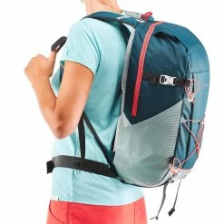 Quechua NH100, Hiking 30 L Backpack Backpacks & Bags