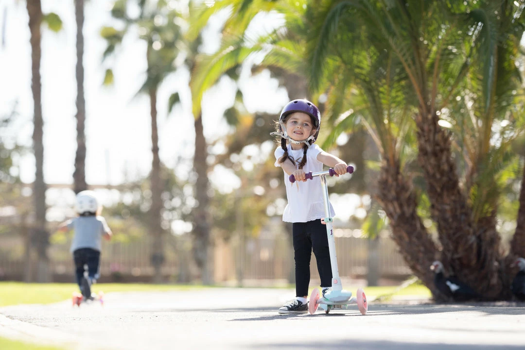 Best deal 🔥 Skates Decathlon Oxelo B1 500 Adjustable Scooter W/ Light-Up Wheels Kids 2'6 To 3'9 😍 28 Skates Decathlon Oxelo B1 500 Adjustable Scooter W/ Light-Up Wheels Kids 2'6 To 3'9