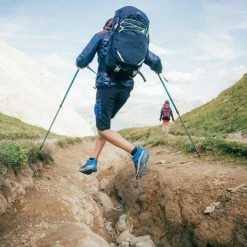 Buy π Quechua MH500, Hiking 30 L π Backpack, Kids' 𧨠43 Quechua MH500, Hiking 30 L Backpack, Kids'