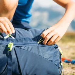 Buy π Quechua MH500, Hiking 30 L π Backpack, Kids' 𧨠45 Quechua MH500, Hiking 30 L Backpack, Kids'