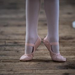 New ๐ Starever Domyos Leather Full Sole Demi-Pointe ๐ Shoes Fitness โ 27 Starever Domyos Leather Full Sole Demi-Pointe Shoes Fitness