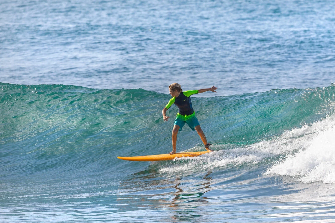 Flash Sale 🔥 Olaian Deals UV Rash Guard Surf Top Kids' 😉 14 Olaian Deals UV Rash Guard Surf Top Kids'