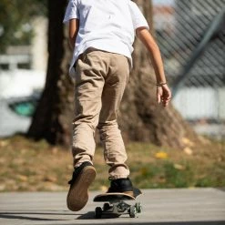 Decathlon Oxelo CP100 Insect Complete Freestyle Skateboard 27.9''x7.25'' Kids Age 3 To 7 Skates