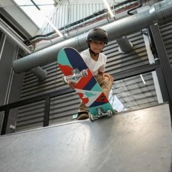 Skates Decathlon Oxelo CP100 Complete Freestyle Skateboard 29.8''x7.5'' Kids 8 To 12 Yo