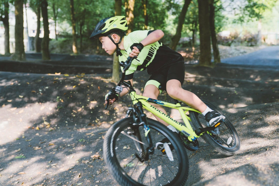 Btwin Rockrider ST500, Mountain Bike, 20", Kids 3'11" To 4'5"