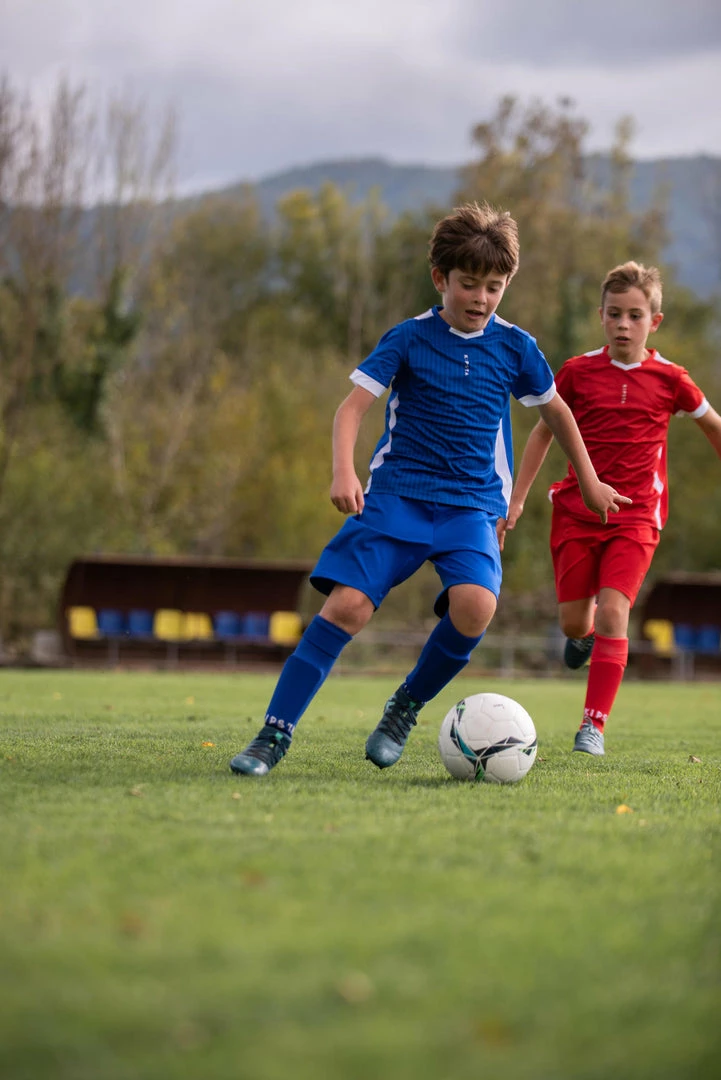 Best Pirce โ๏ธ Kipsta ๐ Shirts Kids' Soccer Short-Sleeved ๐ Shirt F500 ๐ 11 Kipsta Shirts Kids' Soccer Short-Sleeved Shirt F500