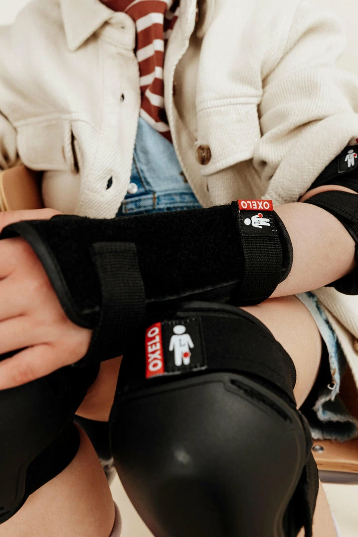 Best reviews of ๐ Skates Decathlon Oxelo PLAY3 Protective Gear Set W/ Knee/Elbow Pads & Wrist Guard Kids โญ 10 Skates Decathlon Oxelo PLAY3 Protective Gear Set W/ Knee/Elbow Pads & Wrist Guard Kids