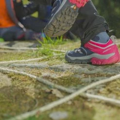 Quechua Crossrock, Low-Top Lace-Up Hiking Shoes, Boys' Footwear