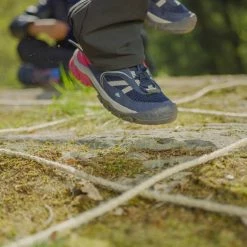 Quechua Crossrock, Low-Top Lace-Up Hiking Shoes, Boys' Footwear