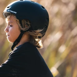 Btwin Decathlon Oxelo Bowl 500 Cycling Skates & Scooter Helmet Kids Bike